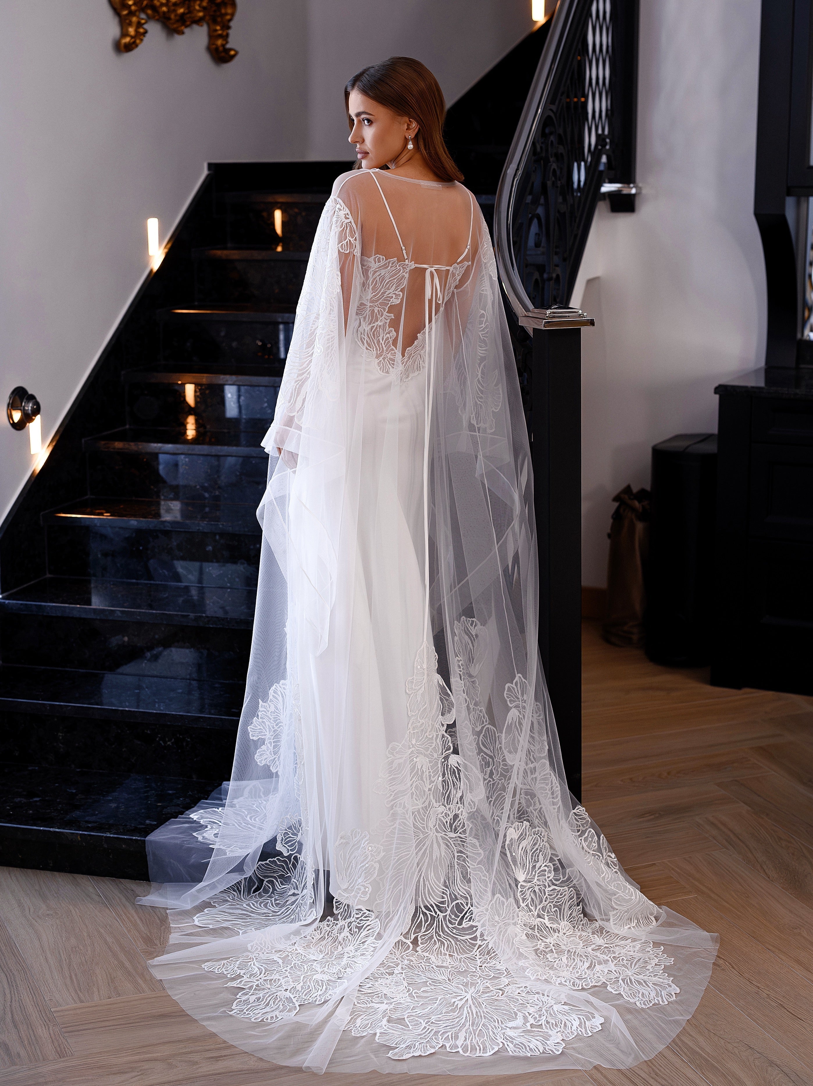 Top 5 Exquisite Bridal Robes for Summer