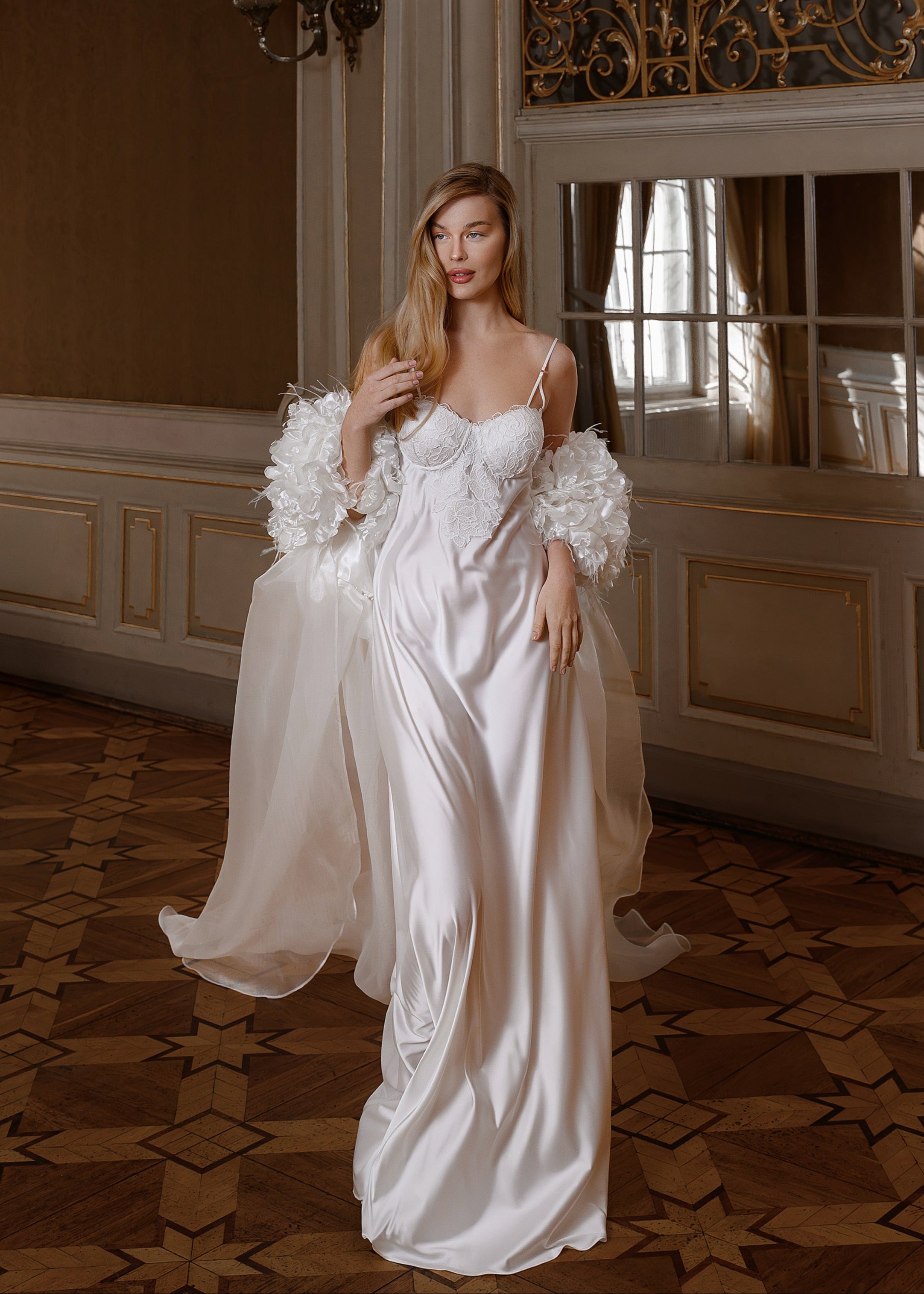 Valerie Bridal Cape