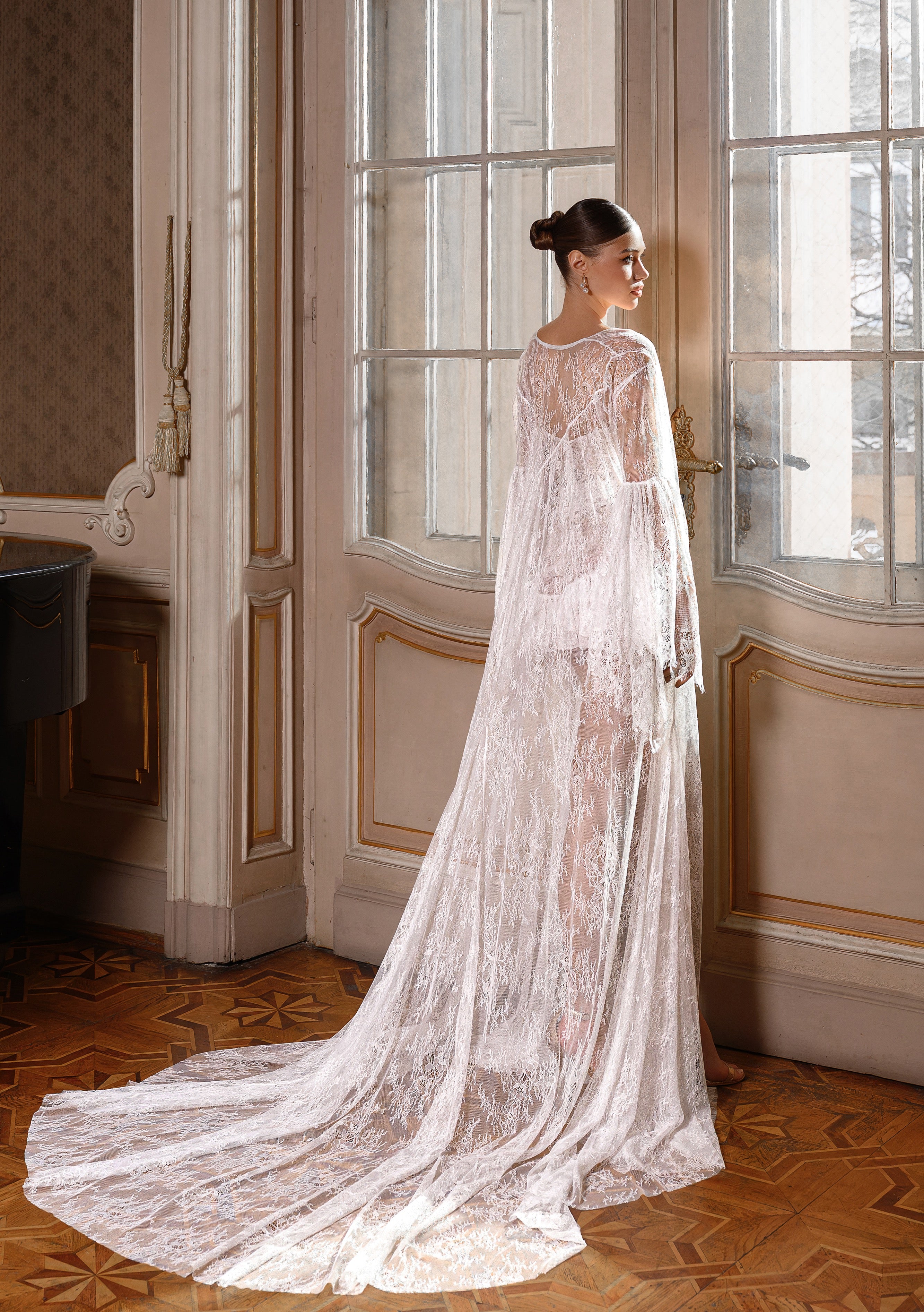 Lavina Bridal robe