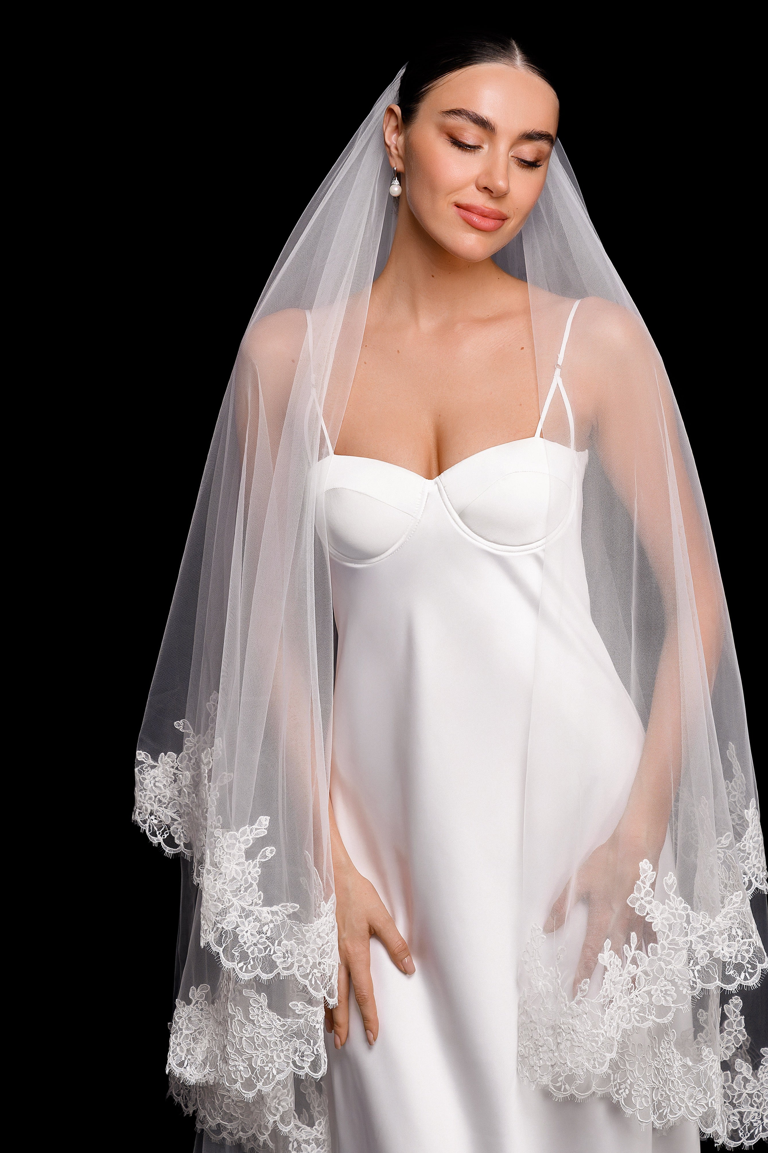 Veil Madonna