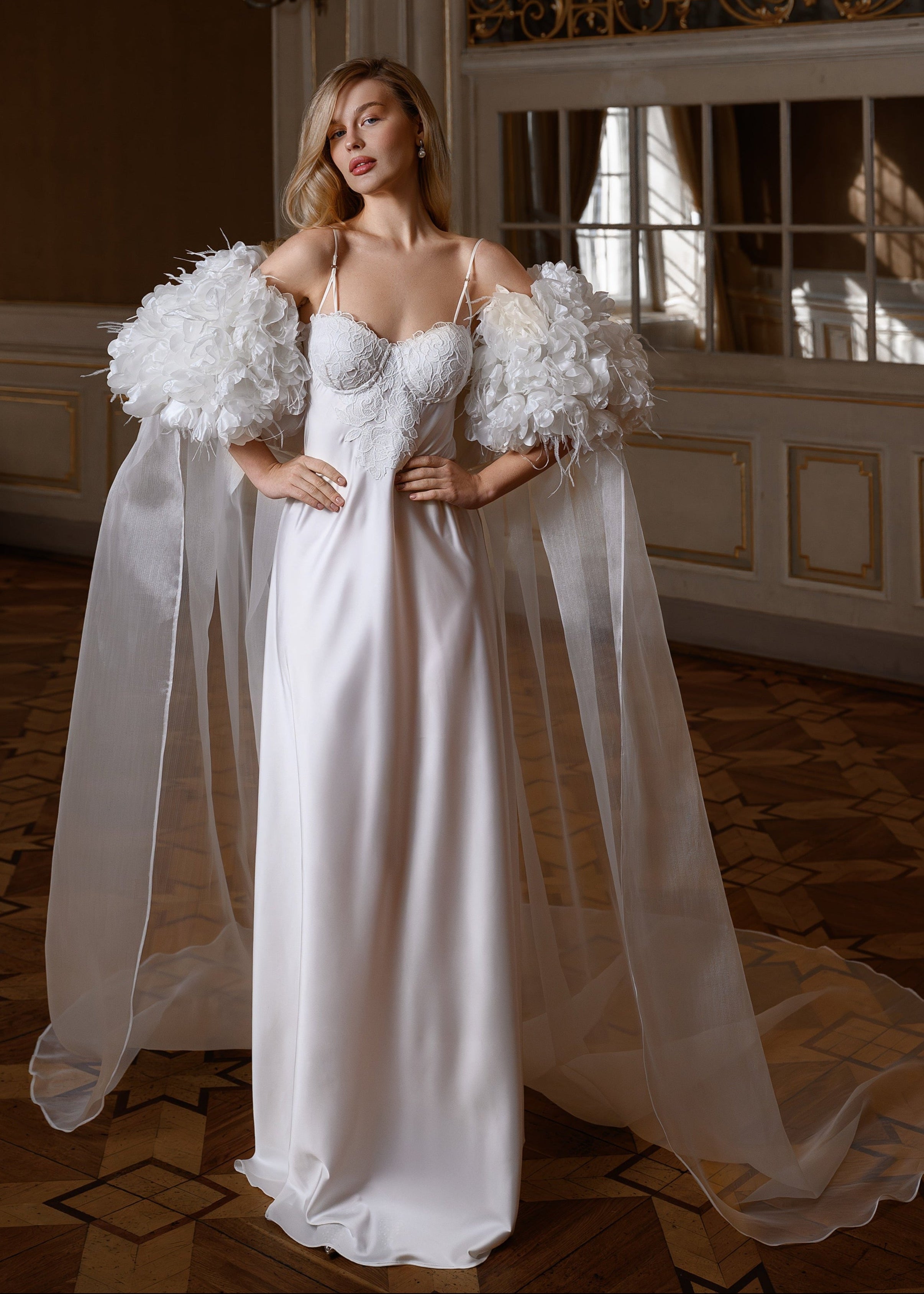 Valerie Bridal Cape